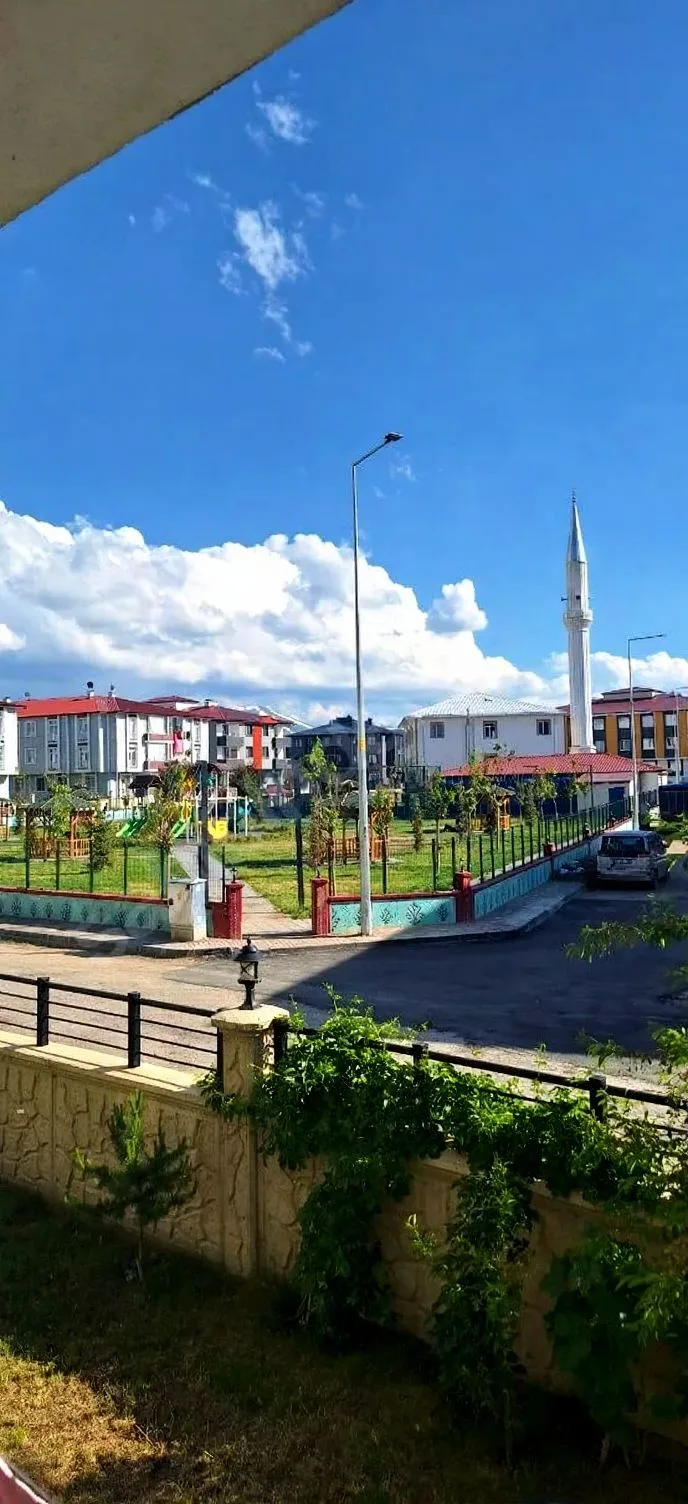 Aziziye Merkez'de 5 Yaşında Yüksek Giriş Kat 120 m² 3+1 Kiralık Daire - Erzurum / Aziziye / Merkez / Saltuklu Daire