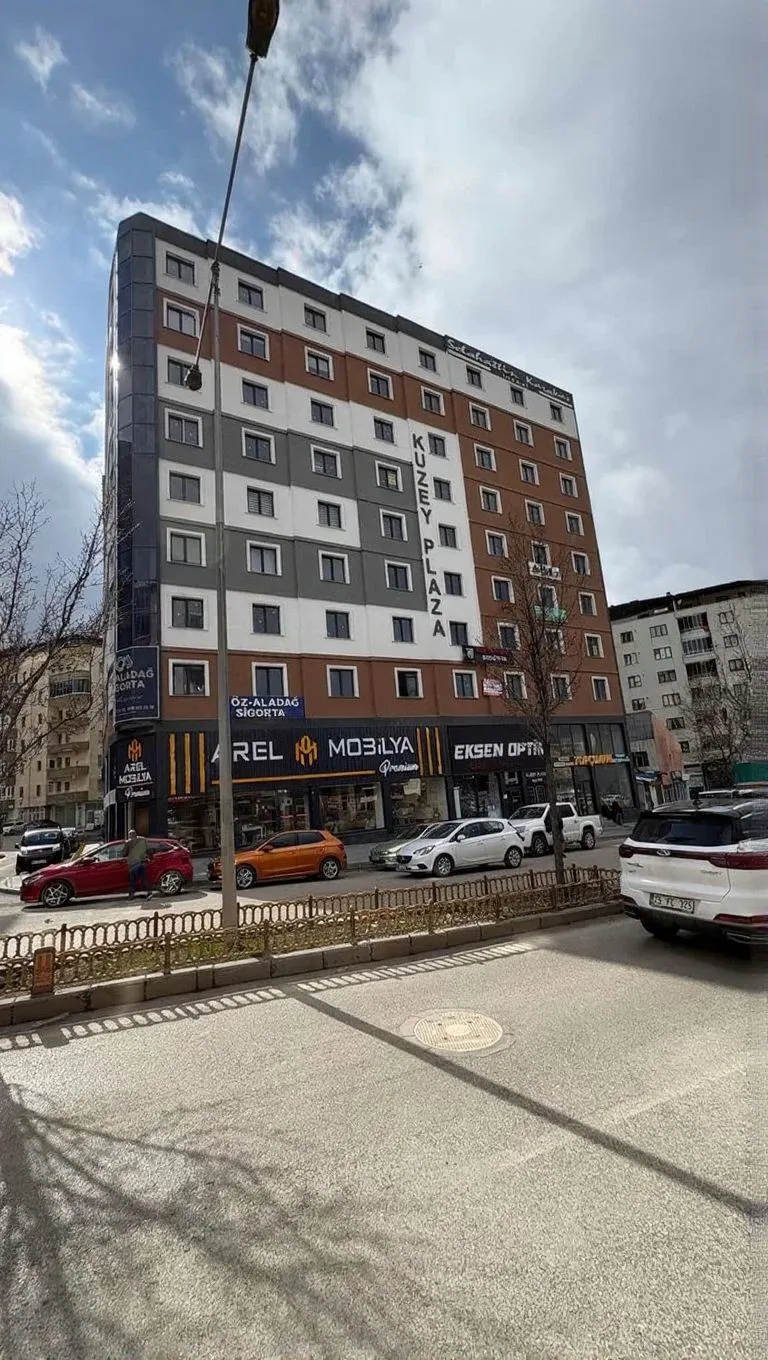 Yakutiye Lalapaşa'da 1 Yaşında 110 m² Kiralık İş Yeri