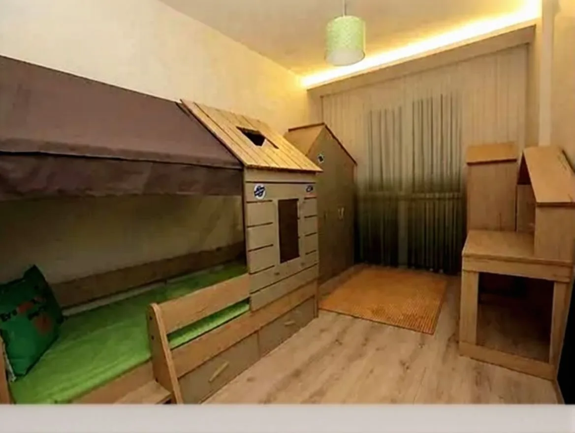 Yakutiye Lalapaşa'da 3 Yaşında 2. Kat 150 m² 3+1 Kiralık Daire - Fotoğraf 9
