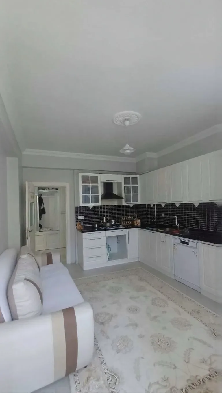 Yakutiye Lalapaşa'da 5 Yaşında 3. Kat 165 m² 3+1 Kiralık Daire - Fotoğraf 14