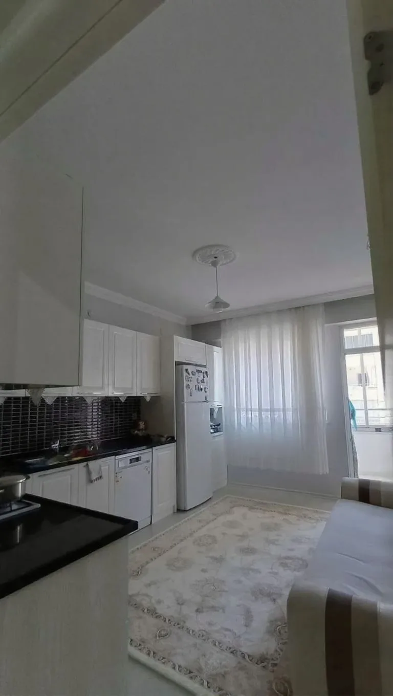 Yakutiye Lalapaşa'da 5 Yaşında 3. Kat 165 m² 3+1 Kiralık Daire - Fotoğraf 15