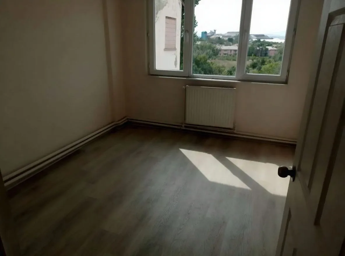 Aziziye Merkez'de 4. Kat 120 m² 3+1 Kiralık Daire - Fotoğraf 7