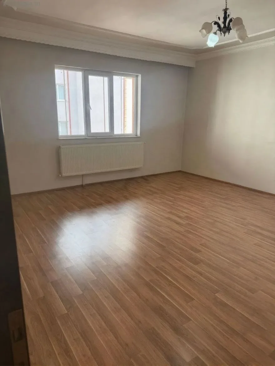 ERZURUM KİRALIK 3+1 DAİRE ARA/5 KAT 160M² YAKUTIYE