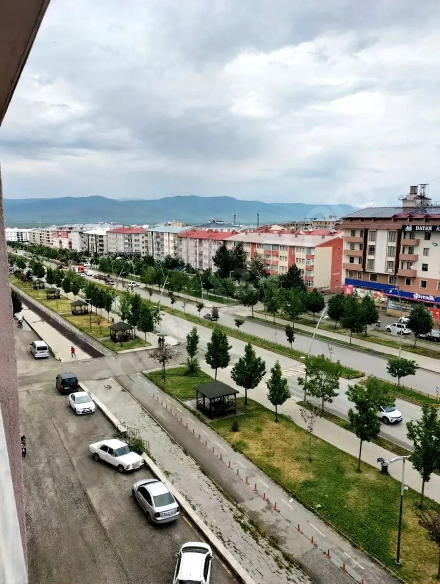 165M² ERZURUM KİRALIK 3+1 DAİRE YAKUTIYE SİTE İÇİ