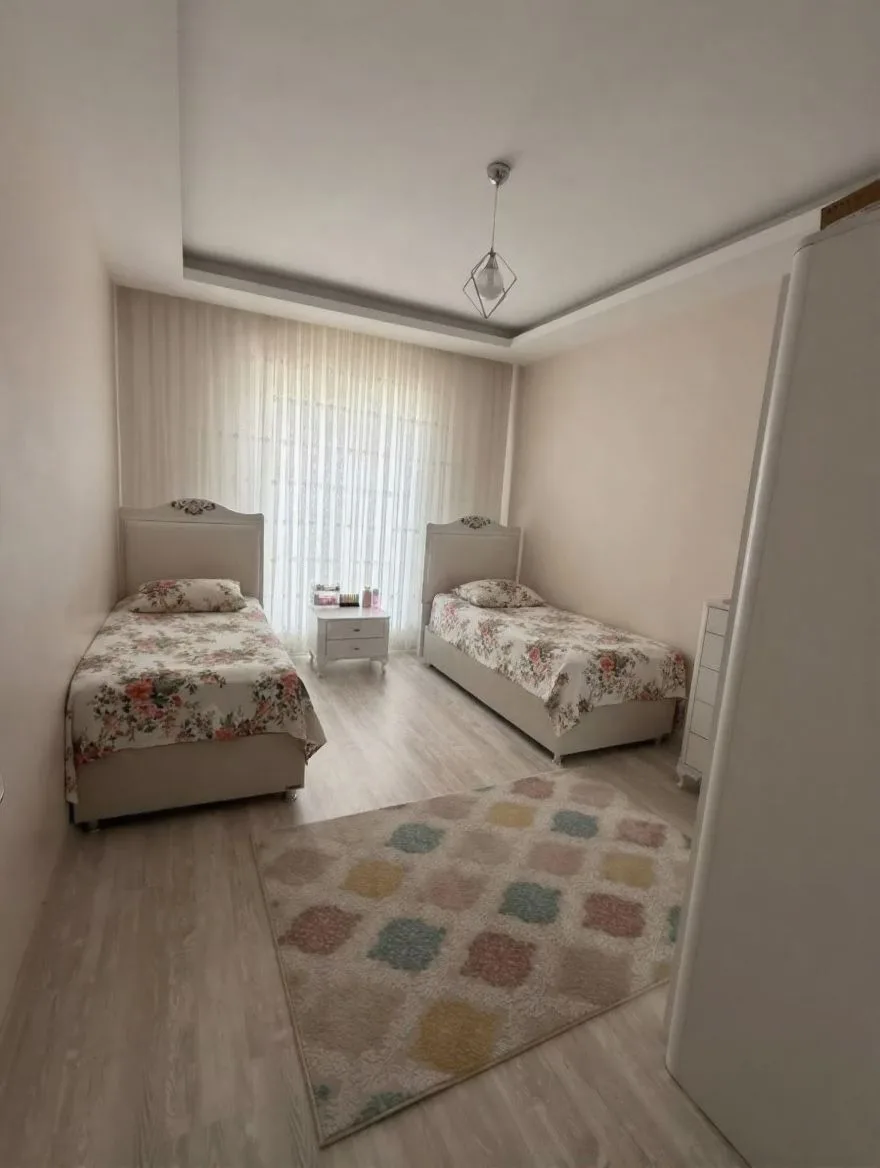Aziziye Merkez'de 3. Kat 155 m² 3+1 Kiralık Daire - Erzurum / Aziziye / Merkez / Saltuklu Daire