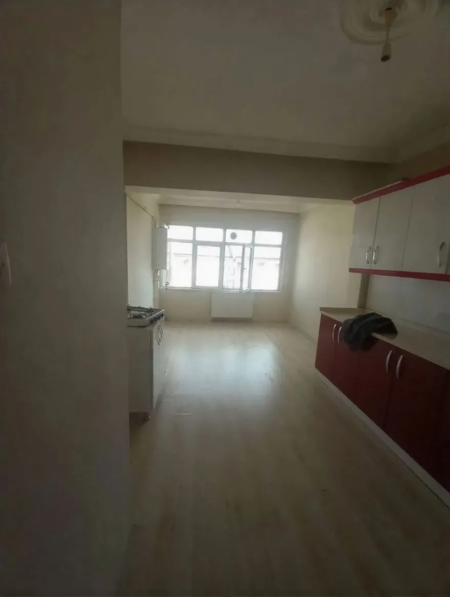 Aziziye Merkez'de 4. Kat 130 m² 3+1 Kiralık Daire - Erzurum / Aziziye / Merkez / Saltuklu Daire