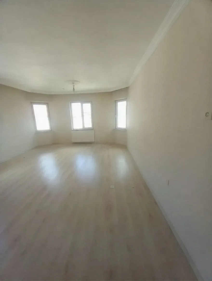 Aziziye Merkez'de 4. Kat 130 m² 3+1 Kiralık Daire - Fotoğraf 5