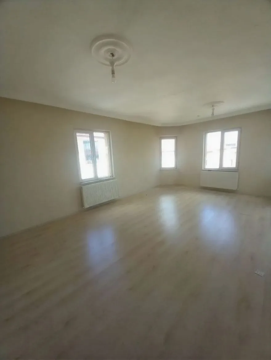 Aziziye Merkez'de 4. Kat 130 m² 3+1 Kiralık Daire - Fotoğraf 6