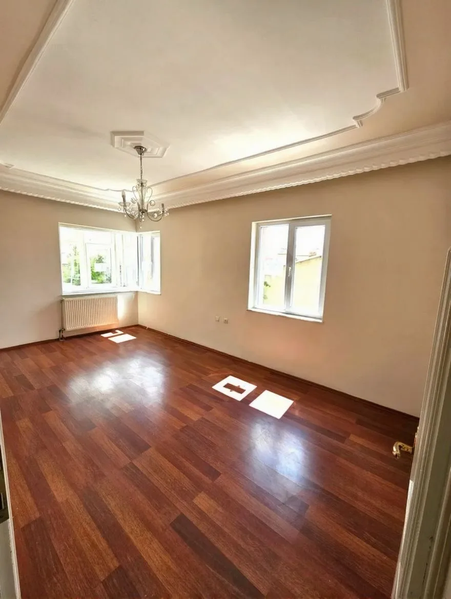 Yakutiye Lalapaşa'da 3. Kat 160 m² 3+1 Kiralık Daire - Fotoğraf 28