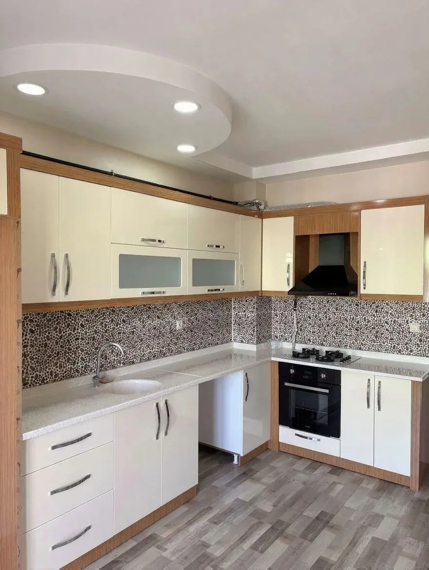 Aziziye Merkez'de 3. Kat 140 m² 3+1 Kiralık Daire - Erzurum / Aziziye / Merkez / Saltuklu Daire