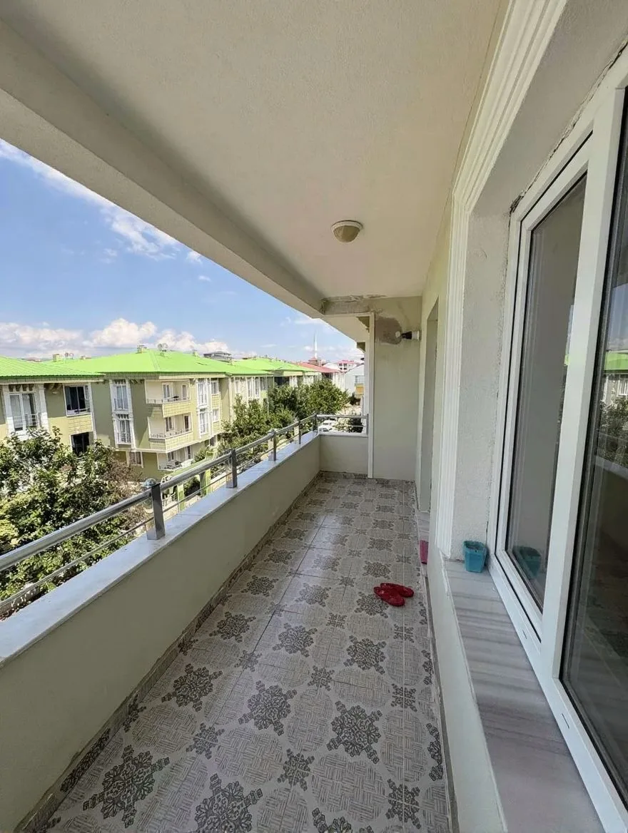 Aziziye Merkez'de 3. Kat 140 m² 3+1 Kiralık Daire - Fotoğraf 2
