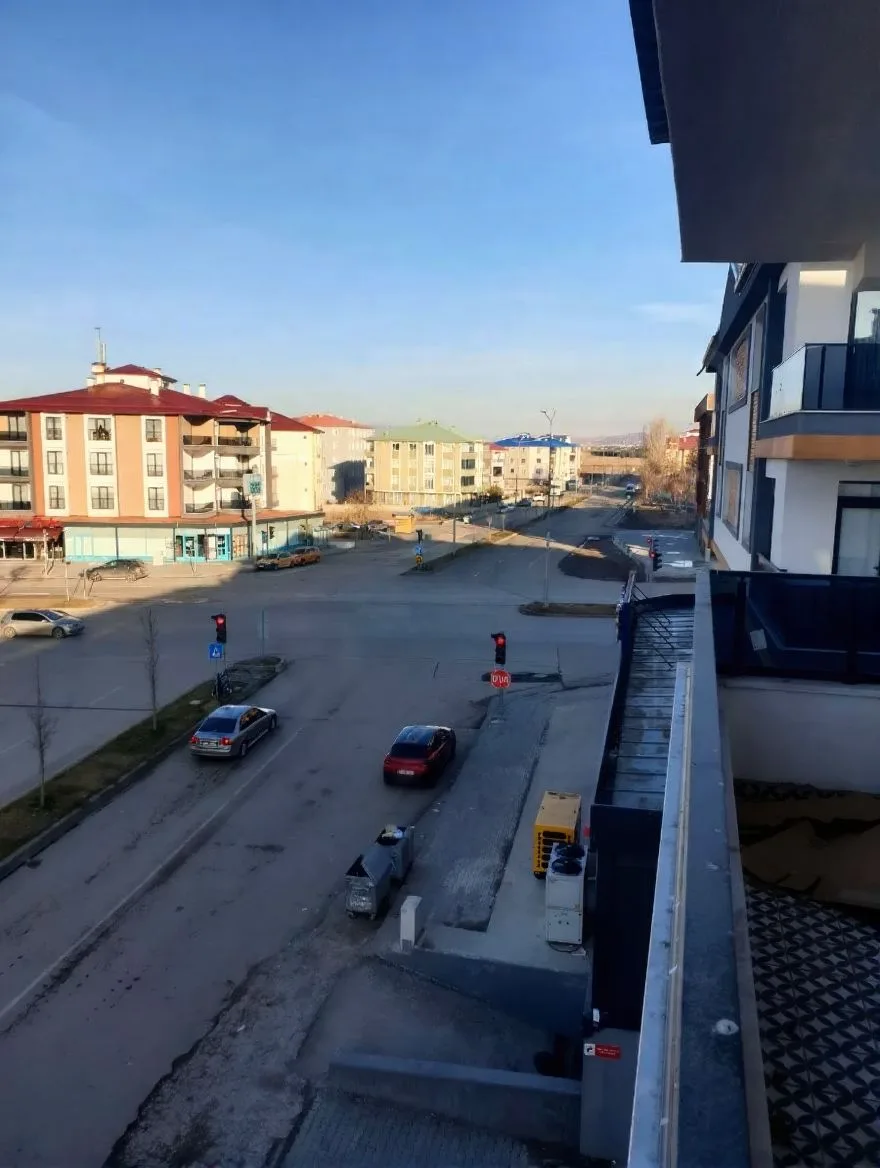 85M² ERZURUM KİRALIK 2+1 DAİRE AZIZIYE YENİ - Fotoğraf 15
