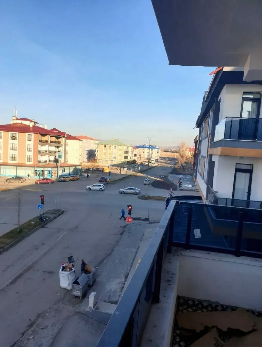 85M² ERZURUM KİRALIK 2+1 DAİRE AZIZIYE YENİ - Fotoğraf 16