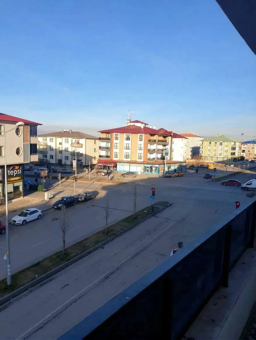 85M² ERZURUM KİRALIK 2+1 DAİRE AZIZIYE YENİ