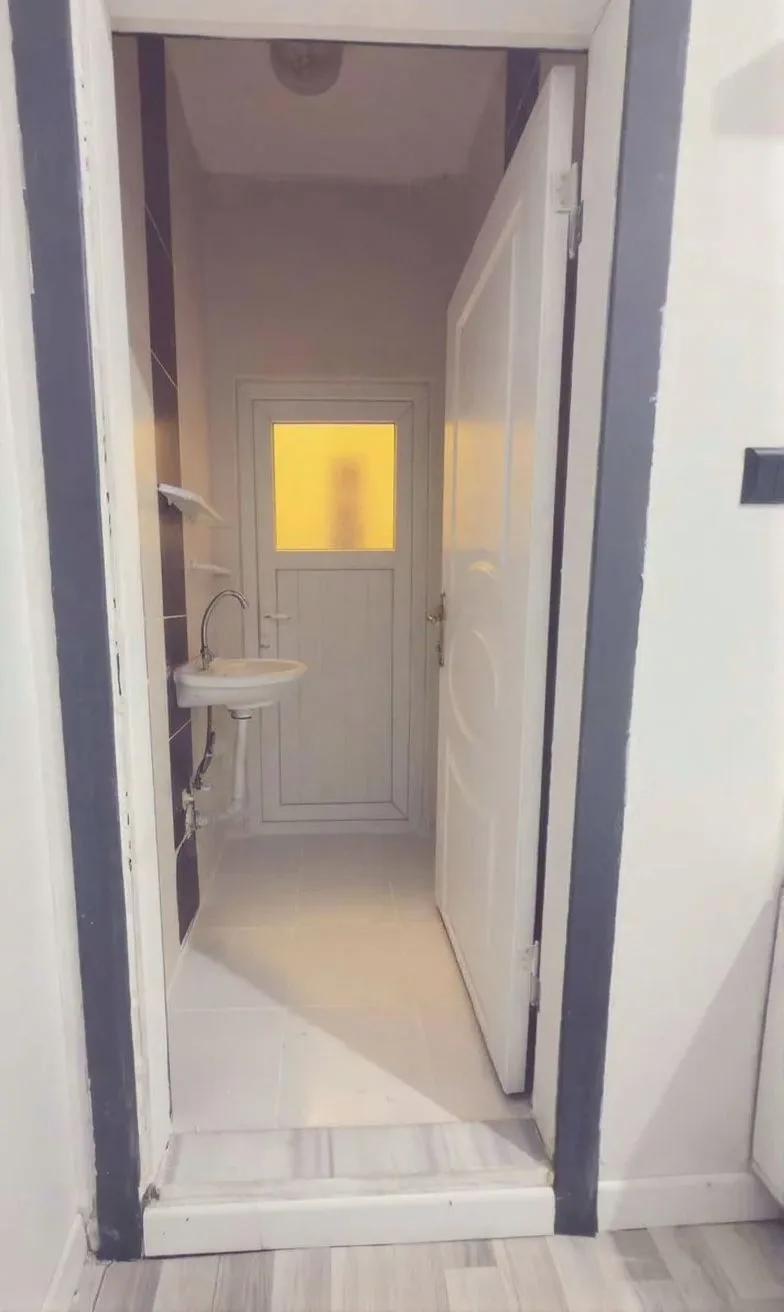 ERZURUM KİRALIK 2+1 DAİRE GİRİŞ KAT KAT 90M² AZIZIYE - Fotoğraf 12