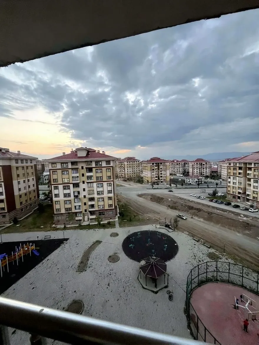 Palandöken Hüseyin Avni Ulaş'ta 5 Yaşında 7. Kat 135 m² 3+1 Kiralık Daire - Fotoğraf 5