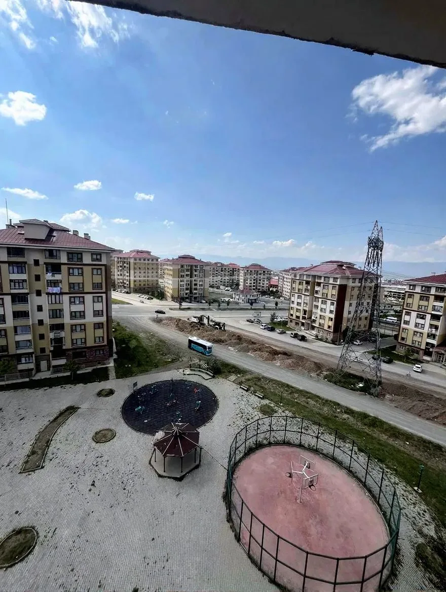 Palandöken Hüseyin Avni Ulaş'ta 5 Yaşında 7. Kat 135 m² 3+1 Kiralık Daire - Fotoğraf 7