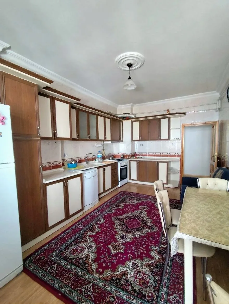 Palandöken Hüseyin Avni Ulaş'ta 1. Kat 215 m² 2+1 Kiralık Villa - Fotoğraf 3