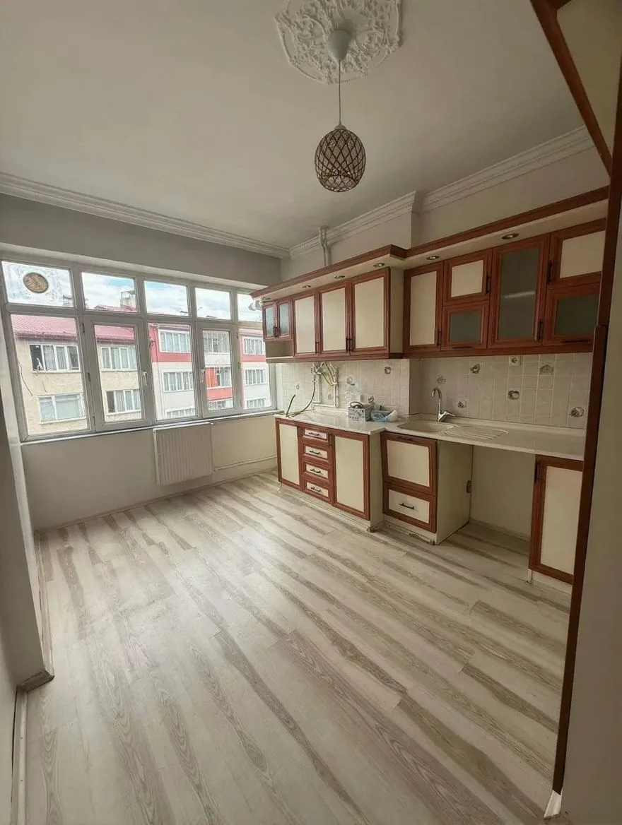 Yakutiye Lalapaşa'da 5. Kat 160 m² 3+1 Kiralık Daire - Fotoğraf 16