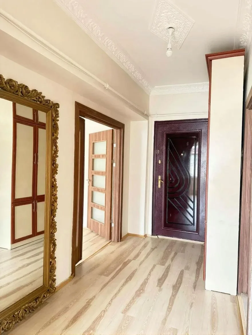 Yakutiye Lalapaşa'da 5. Kat 160 m² 3+1 Kiralık Daire - Fotoğraf 8