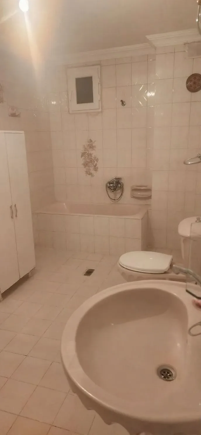 Yakutiye Terminal'da 3. Kat 200 m² 3+1 Kiralık Daire - Fotoğraf 12
