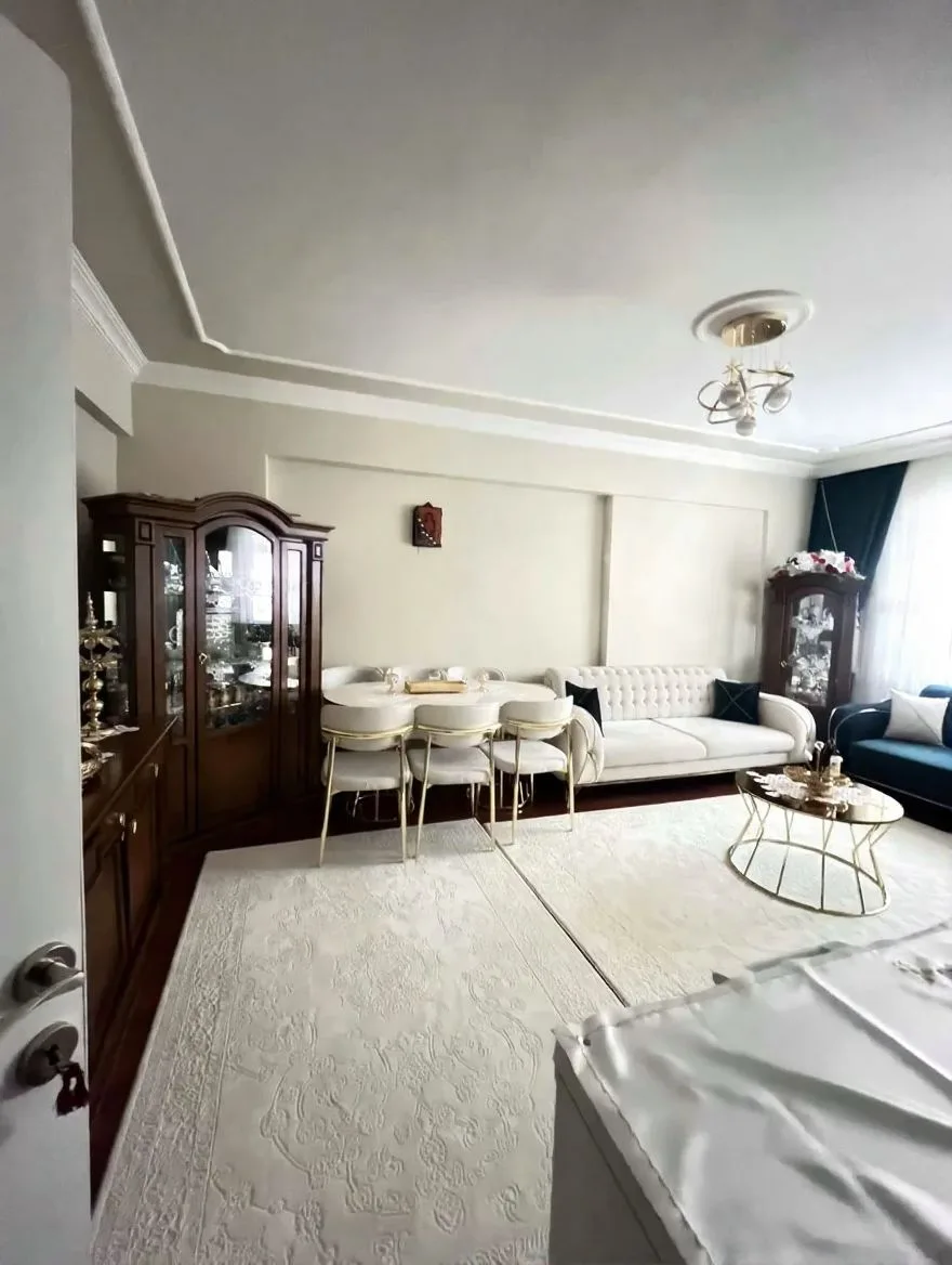 Yakutiye Terminal'da Giriş Katı 145 m² 3+1 Satılık Daire - Fotoğraf 2
