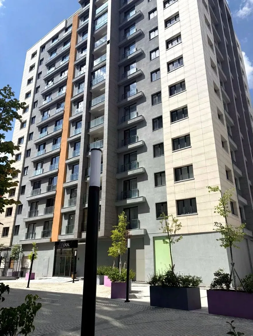 Palandöken Hüseyin Avni Ulaş'ta 3 Yaşında 9. Kat 120 m² 2+1 Satılık Daire