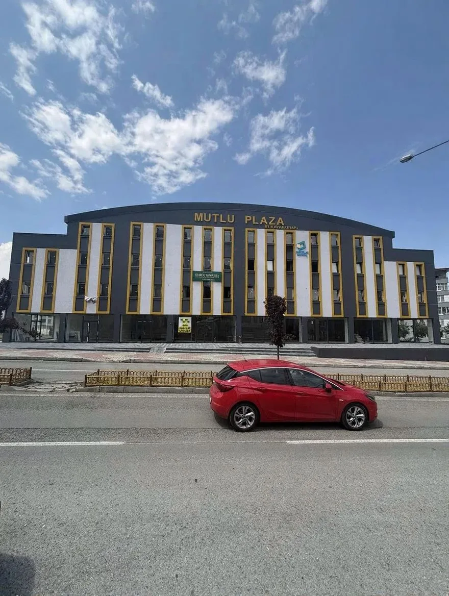Palandöken Hüseyin Avni Ulaş'ta Sıfır 2. Kat 250 m² Kiralık İş Yeri - Fotoğraf 19
