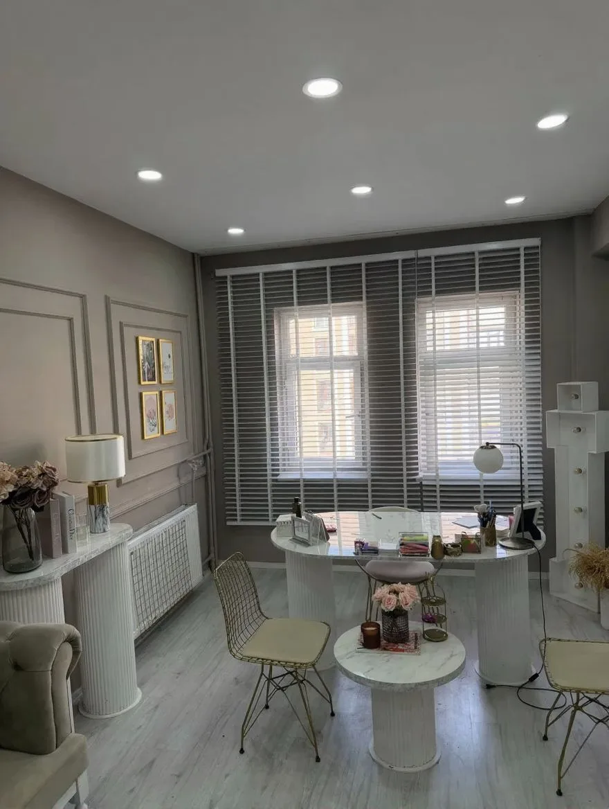 Yakutiye Lalapaşa'da 3. Kat 23 m² Satılık İş Yeri - Fotoğraf 2