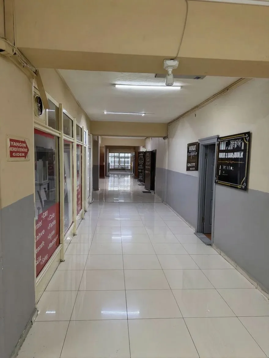 Yakutiye Lalapaşa'da 3. Kat 23 m² Satılık İş Yeri - Fotoğraf 5