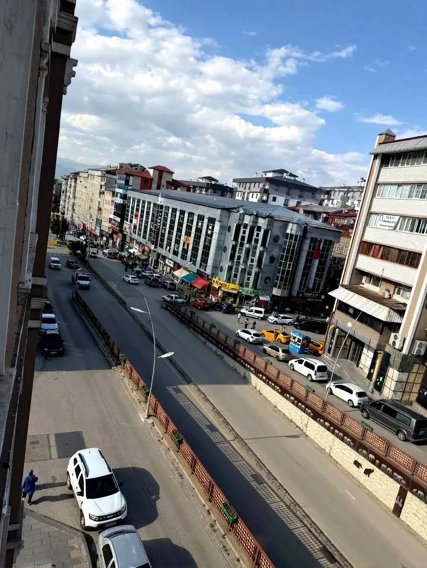 Yakutiye Lalapaşa'da 3. Kat 23 m² Satılık İş Yeri - Fotoğraf 8