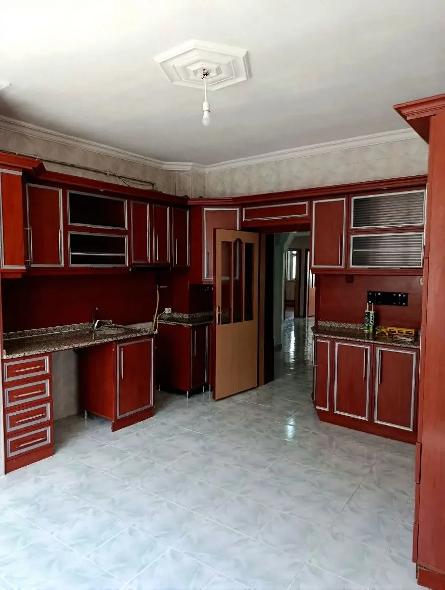 Palandöken Hüseyin Avni Ulaş'ta 3. Kat 190 m² 4+1 Kiralık Daire - Fotoğraf 3