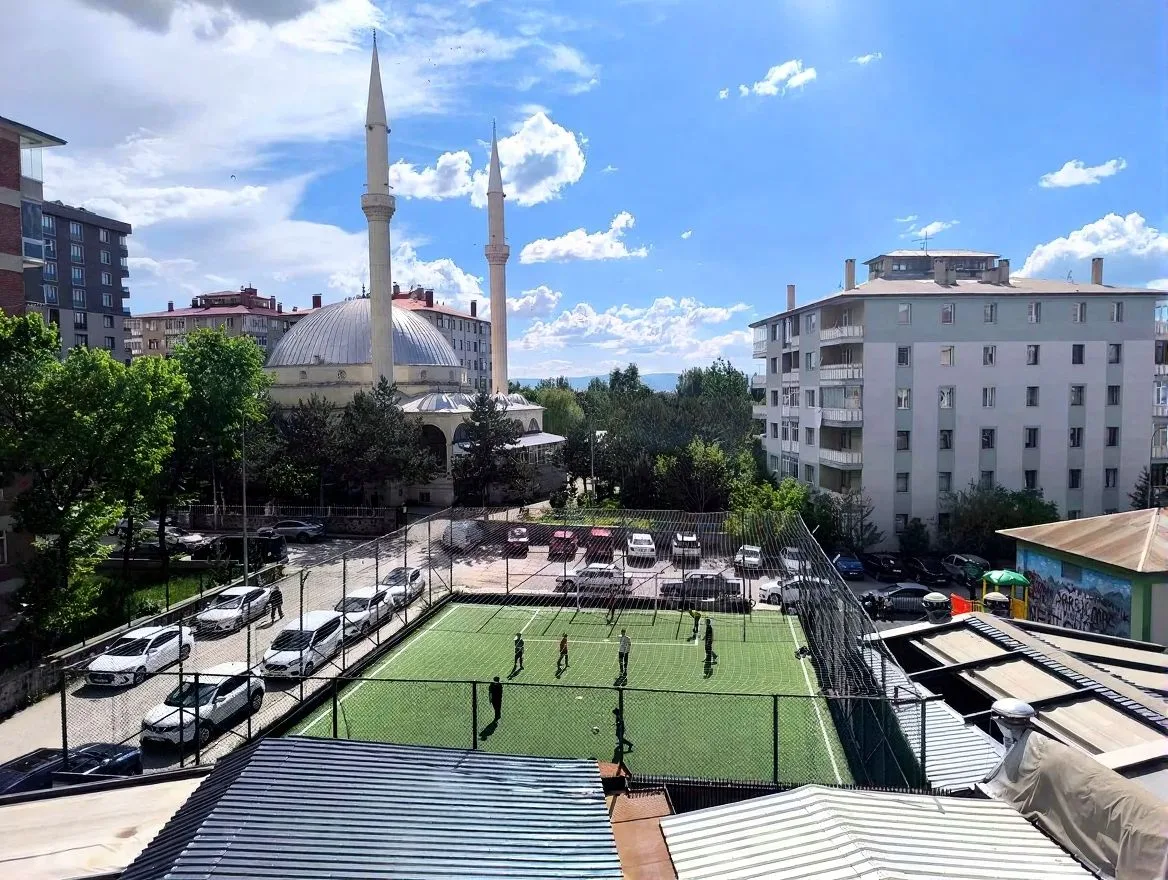 Yakutiye Lalapaşa'da 3. Kat 105 m² 2+1 Kiralık Villa - Fotoğraf 12