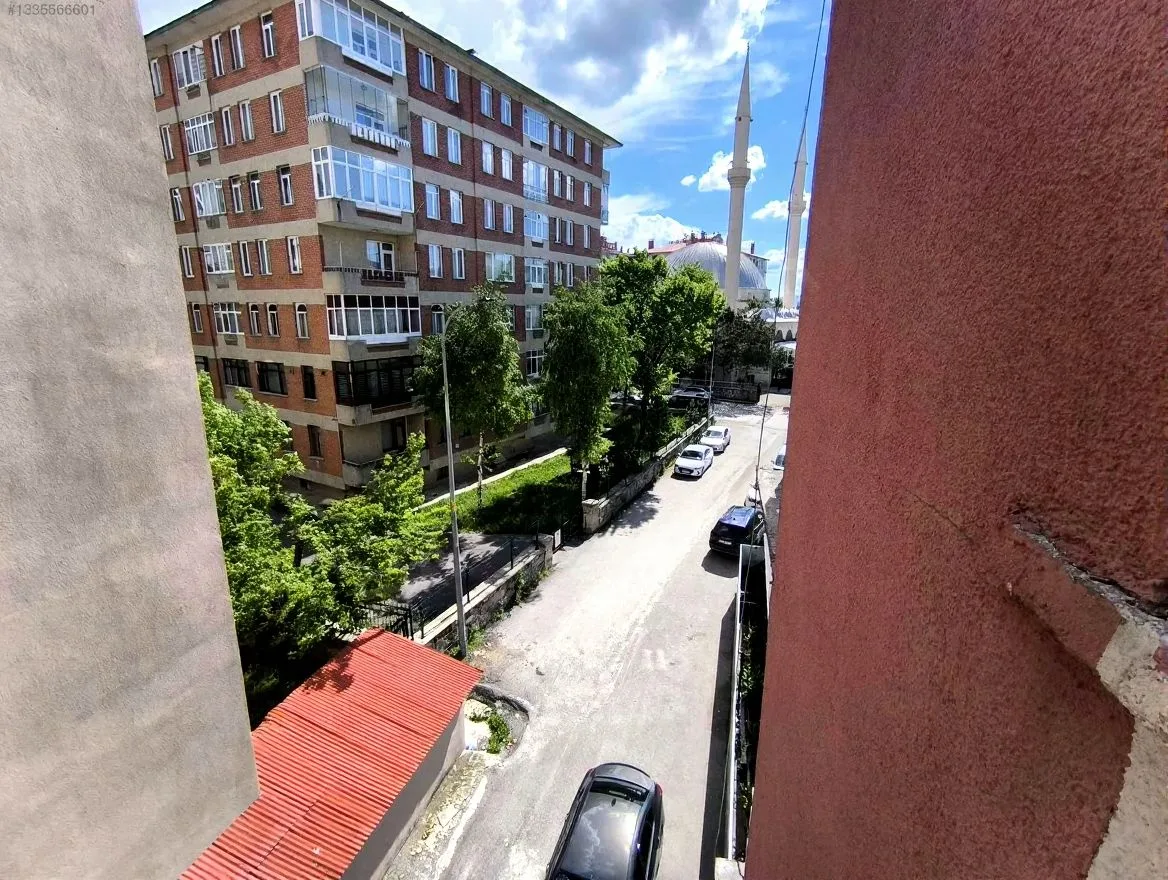 Yakutiye Lalapaşa'da 3. Kat 105 m² 2+1 Kiralık Villa - Fotoğraf 17