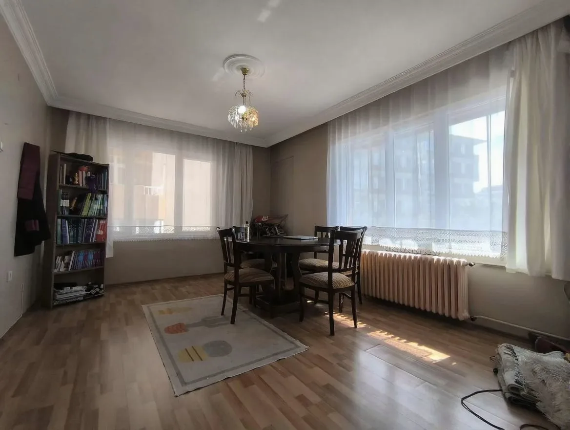 Yakutiye Lalapaşa'da 3. Kat 105 m² 2+1 Kiralık Villa - Fotoğraf 18