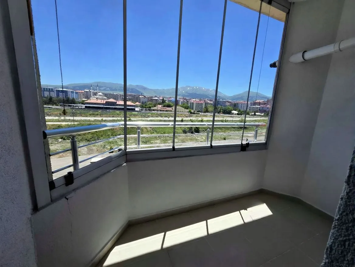 Yakutiye İstasyon'da 7. Kat 160 m² 3+1 Kiralık Villa - Fotoğraf 13