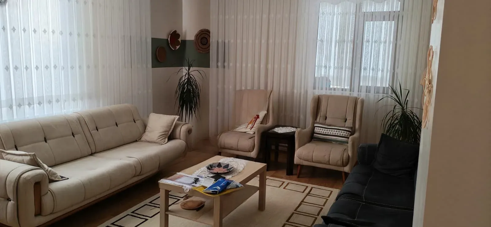 Palandöken Adnan Menderes'te 5. Kat 145 m² 3+1 Kiralık Daire - Fotoğraf 13