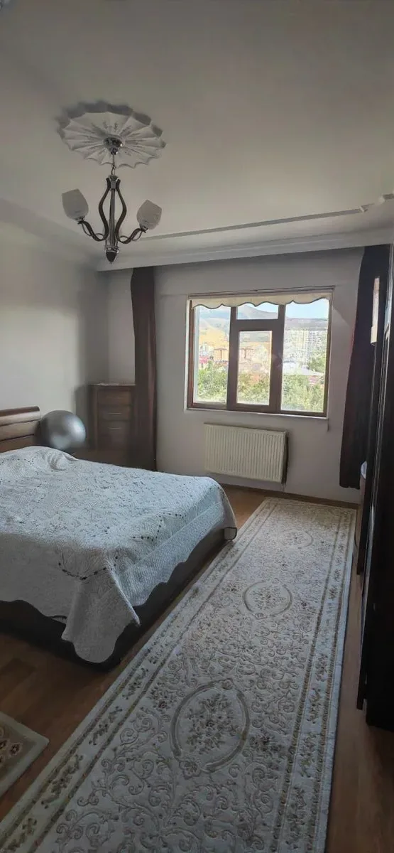 Palandöken Adnan Menderes'te 5. Kat 145 m² 3+1 Kiralık Daire - Fotoğraf 2