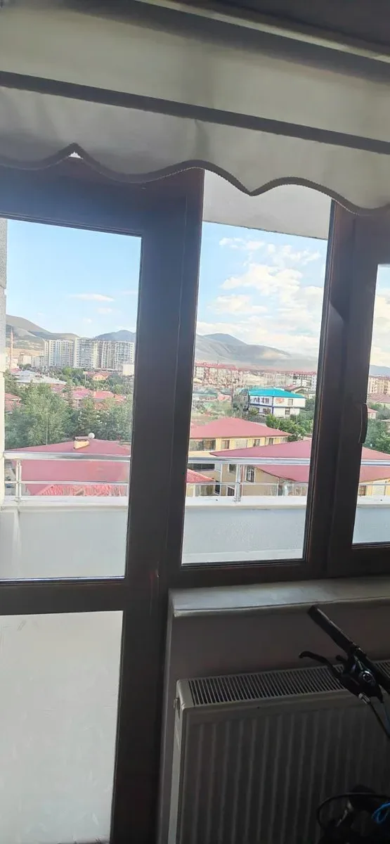 Palandöken Adnan Menderes'te 5. Kat 145 m² 3+1 Kiralık Daire - Fotoğraf 3