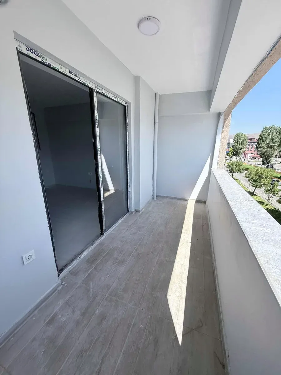 Yakutiye Lalapaşa'da 3. Kat 50 m² 1+1 Kiralık Daire - Fotoğraf 9
