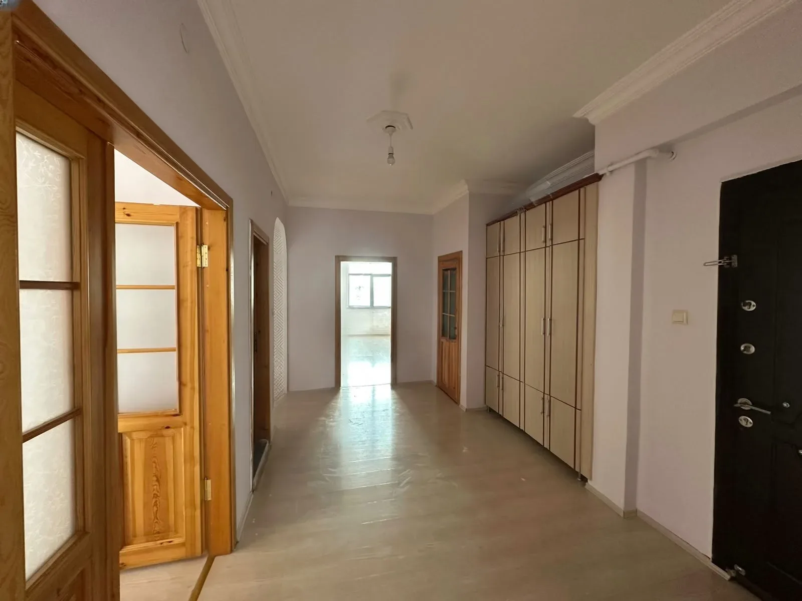 Palandöken Adnan Menderes'te 3. Kat 160 m² 3+1 Kiralık Daire - Fotoğraf 4