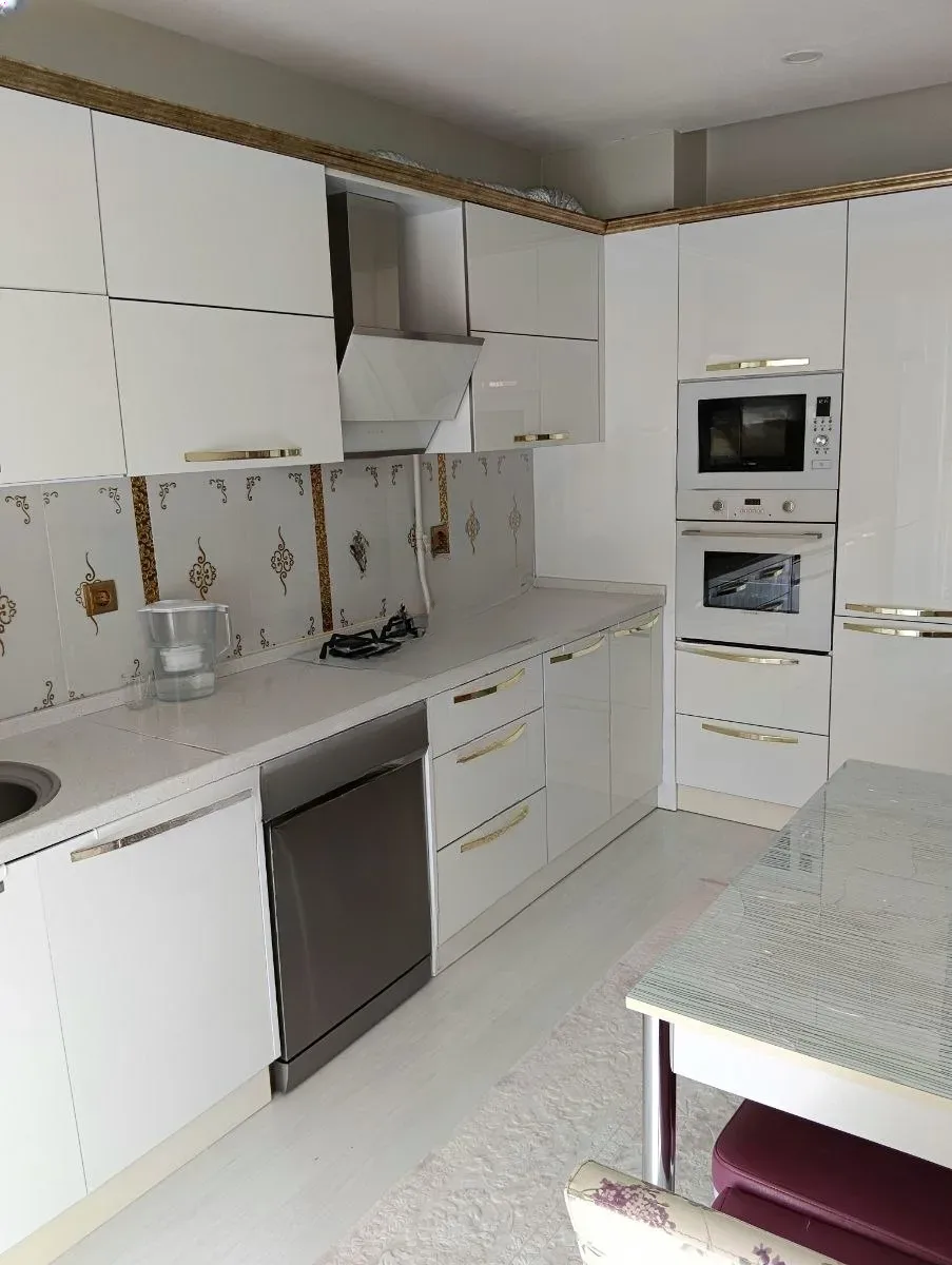 Palandöken Yunusemre'de 1. Kat 150 m² 3+1 Satılık Daire - Fotoğraf 5