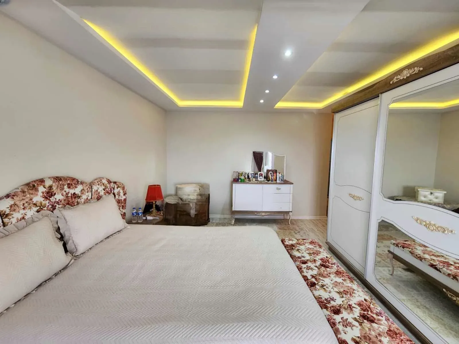 Yakutiye Lalapaşa'da 7. Kat 270 m² 5+1 Satılık Daire - Fotoğraf 12