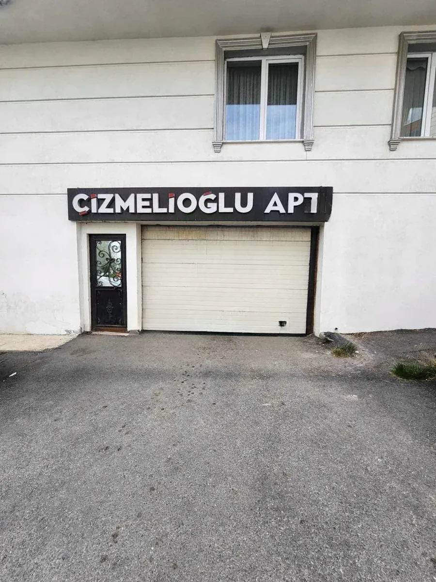 Yakutiye Lalapaşa'da 7. Kat 270 m² 5+1 Satılık Daire - Fotoğraf 2