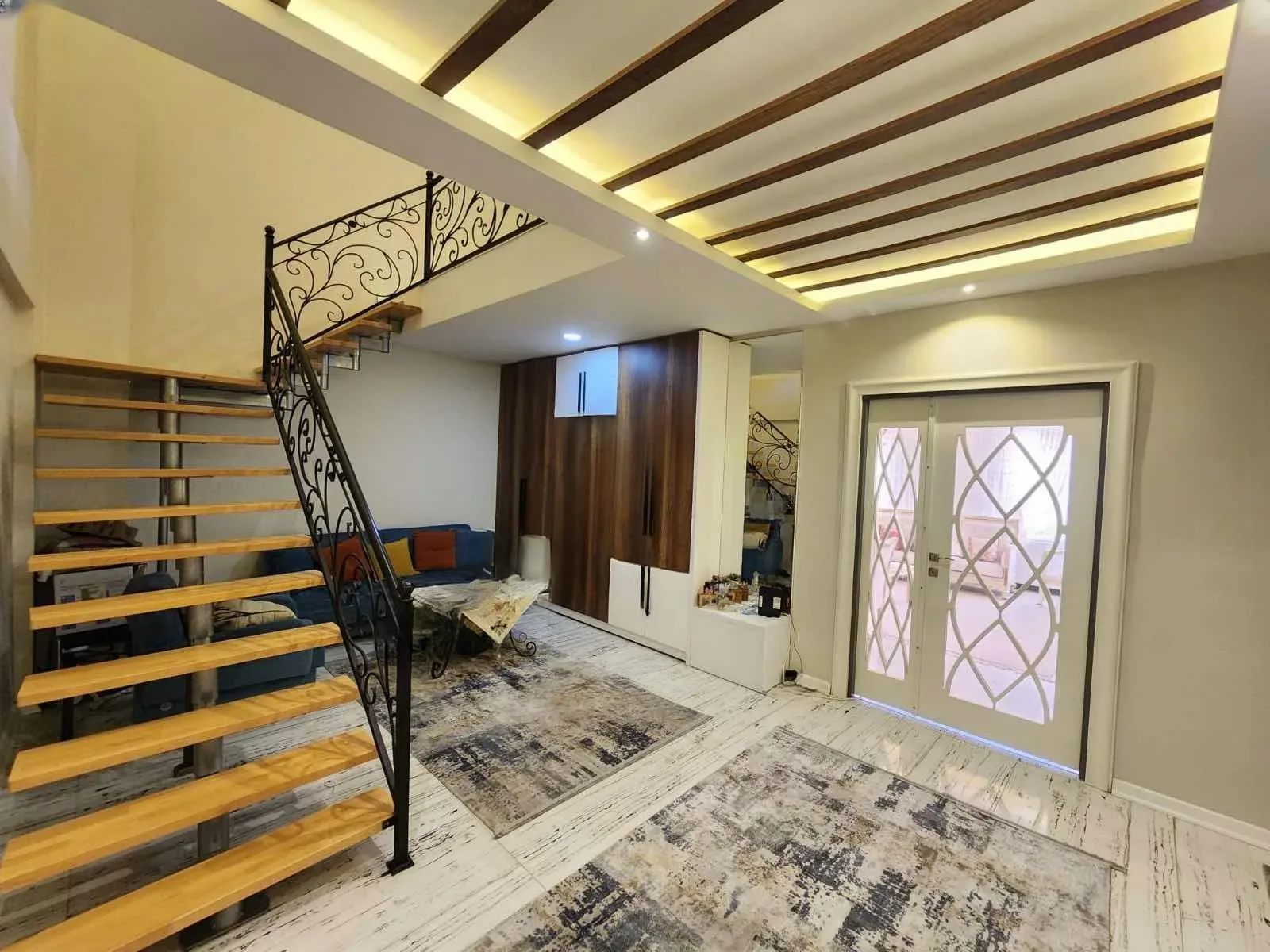 Yakutiye Lalapaşa'da 7. Kat 270 m² 5+1 Satılık Daire - Fotoğraf 3