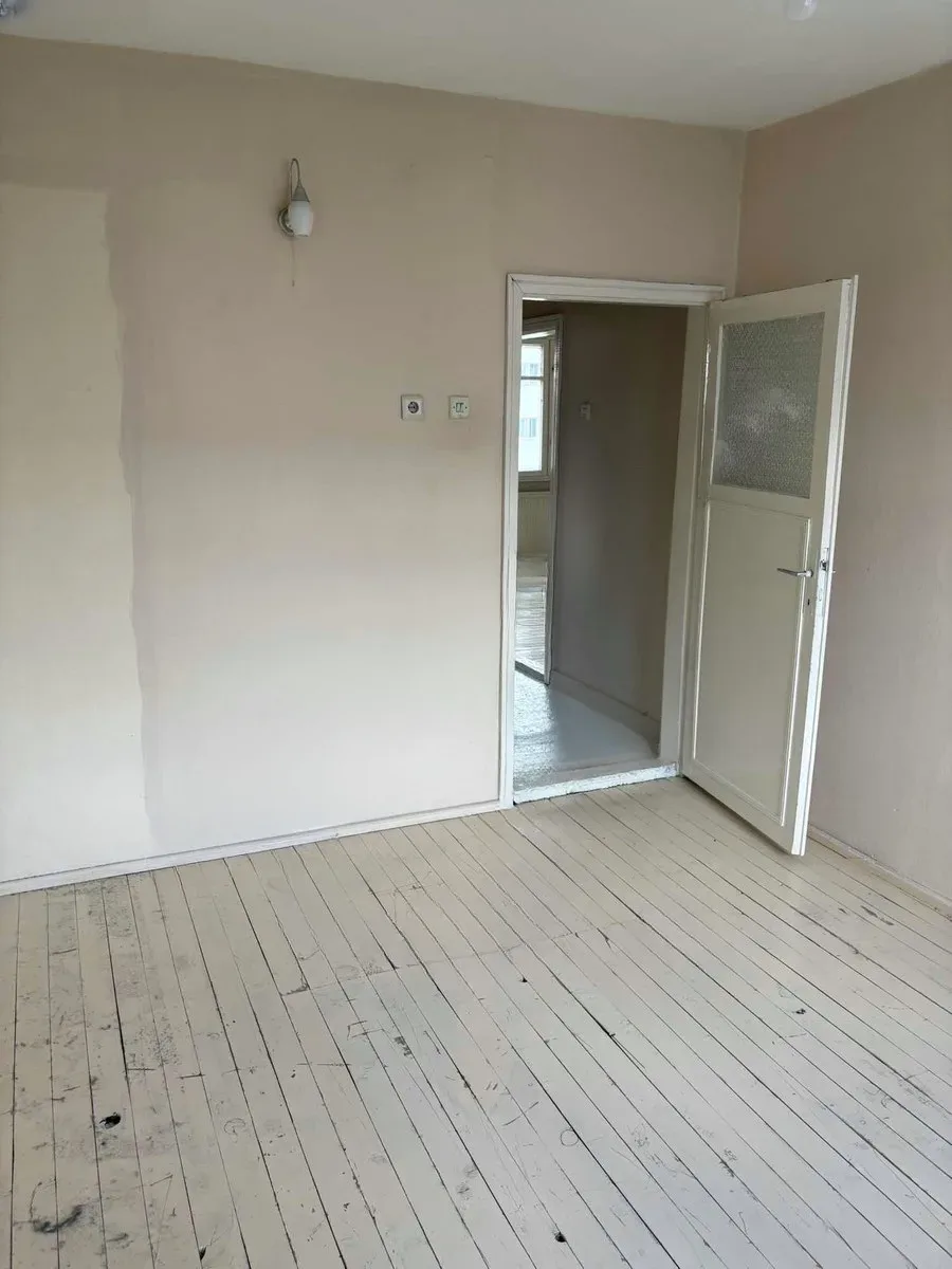 Palandöken Adnan Menderes'te 4. Kat 150 m² 3+1 Satılık Daire - Fotoğraf 12