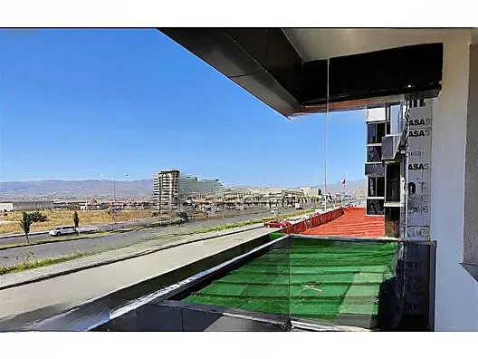 Palandöken Hüseyin Avni Ulaş'ta 3 Yaşında 2. Kat 160 m² 3+1 Kiralık Daire - Fotoğraf 9