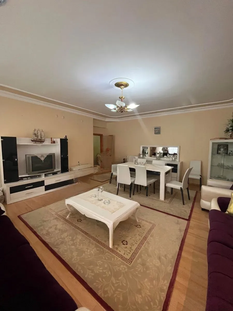 Yakutiye Terminal'da 4. Kat 200 m² 3+1 Satılık Daire - Fotoğraf 2