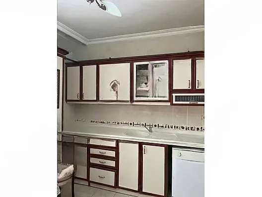 Yakutiye Terminal'da 4. Kat 200 m² 3+1 Satılık Daire - Fotoğraf 8