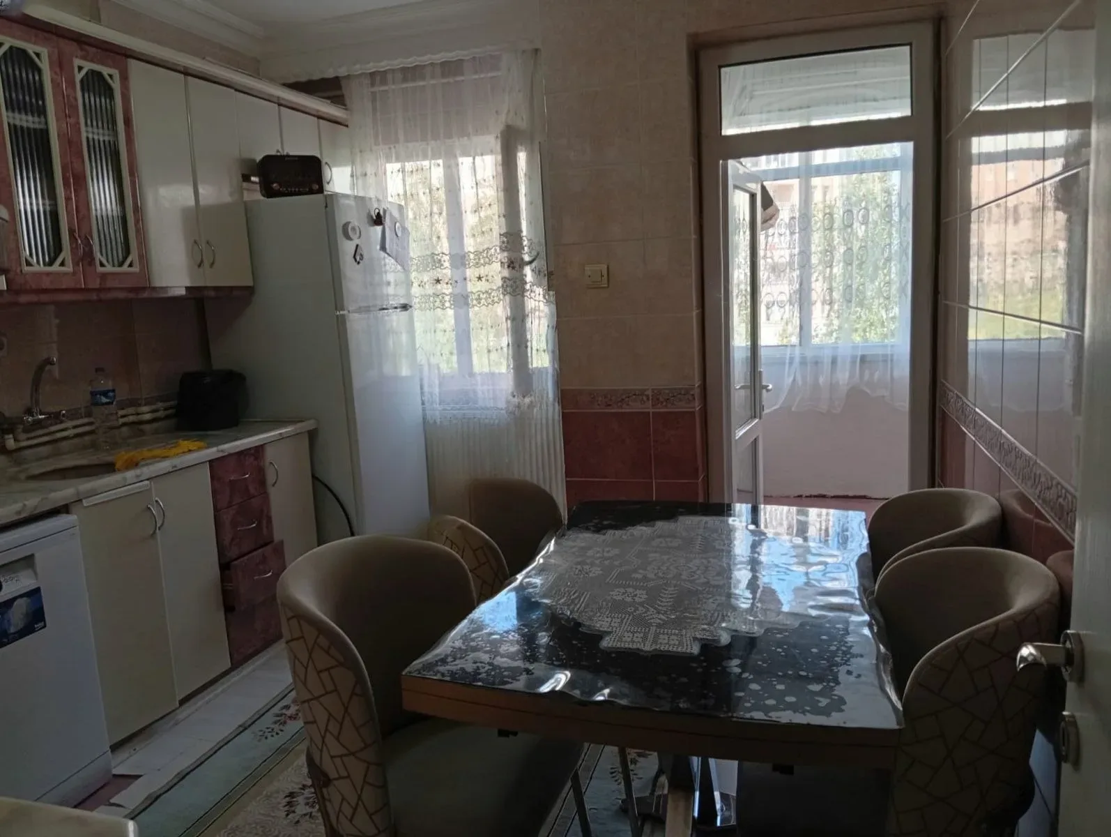 Palandöken Hüseyin Avni Ulaş'ta 1. Kat 175 m² 3+1 Satılık Daire - Fotoğraf 11